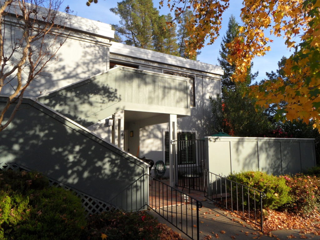 Exterior home painting project in Pleasant Hill, CA by Kent Painting & Finishing – High-quality residential painting services.